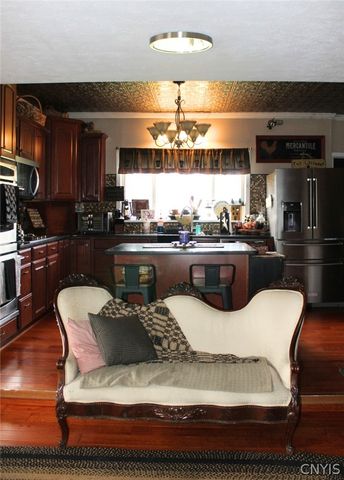 32 Oswego Street, Camden, NY 13316