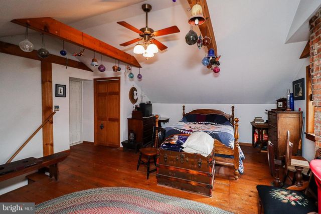 3155 LEHR DR, York, PA 17404