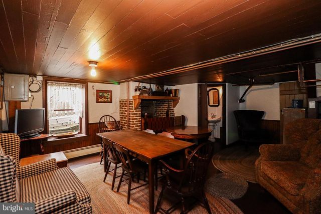 3155 LEHR DR, York, PA 17404