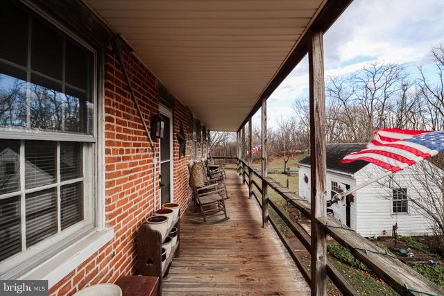 3155 LEHR DR, York, PA 17404