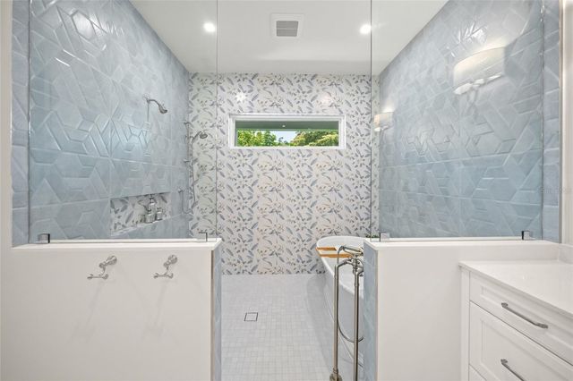 1575 EASTBROOK DRIVE, Sarasota, FL 34231
