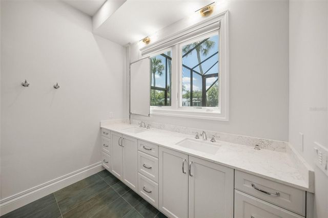 1575 EASTBROOK DRIVE, Sarasota, FL 34231