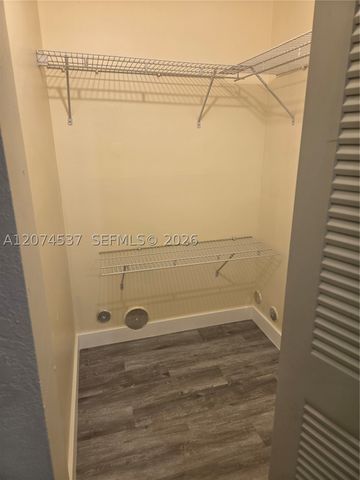 8041 Southgate Blvd H6, North Lauderdale, FL 33068