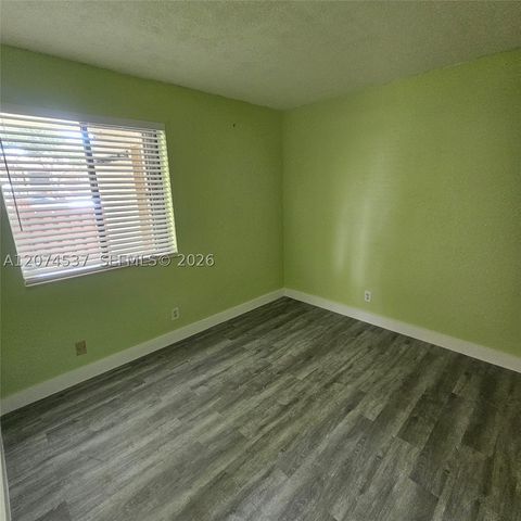 8041 Southgate Blvd H6, North Lauderdale, FL 33068