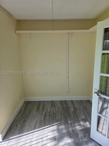 8041 Southgate Blvd H6, North Lauderdale, FL 33068