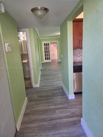 8041 Southgate Blvd H6, North Lauderdale, FL 33068