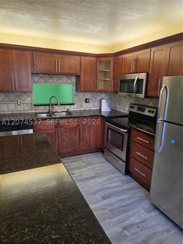 8041 Southgate Blvd H6, North Lauderdale, FL 33068