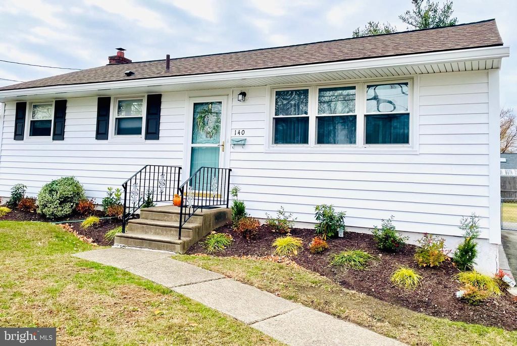 140 LEHIGH AVE, Blackwood, NJ 08012