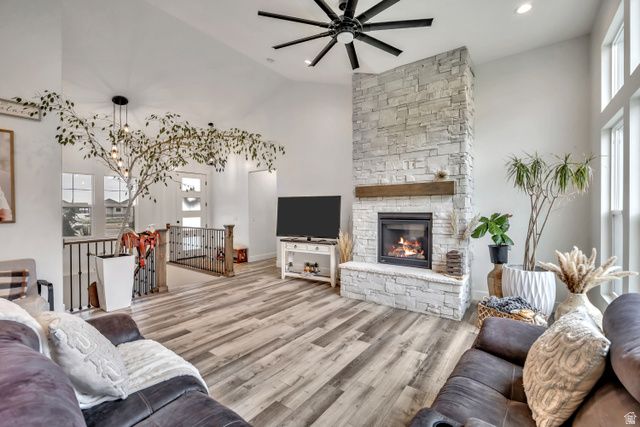 1676 E COREYS CT, Lake Point, UT 84074