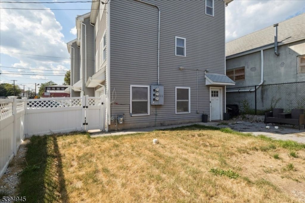 221 E 15TH ST C, Paterson City, NJ 07524 — photo 3