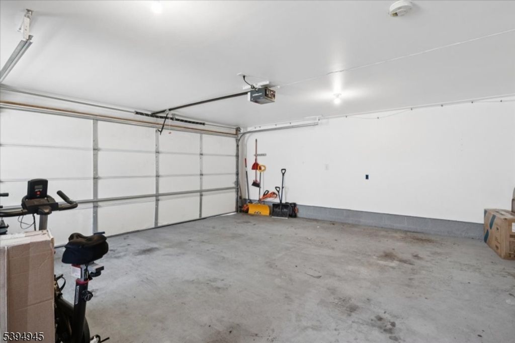 221 E 15TH ST C, Paterson City, NJ 07524 — photo 4