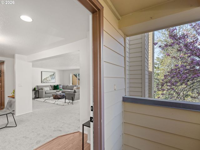 1611 Ne 113TH St 332, Vancouver, WA 98686