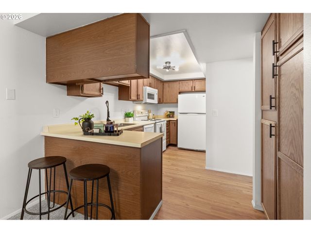 1611 Ne 113TH St 332, Vancouver, WA 98686