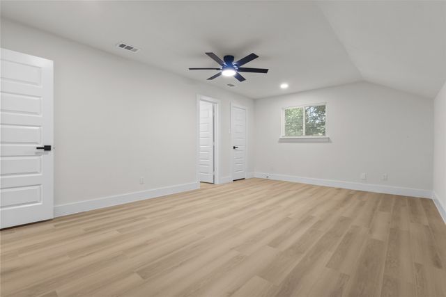 235 Softwood Drive, Duncanville, TX 75137