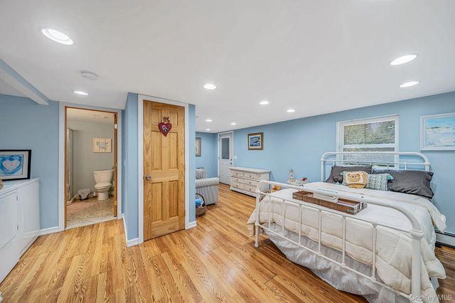 104 21st Street, Wading River, NY 11792