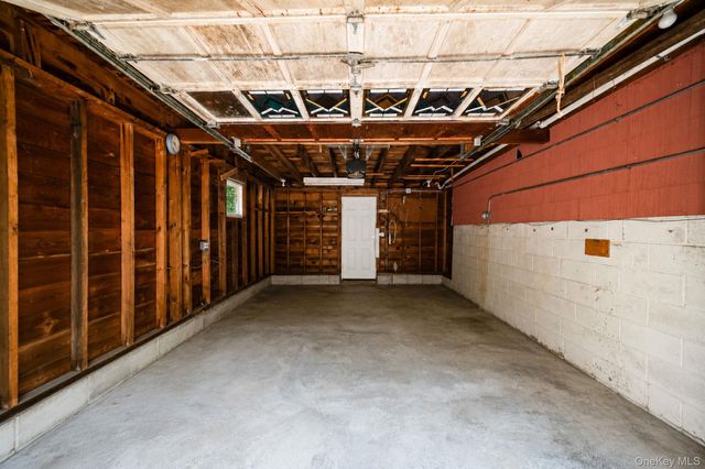 104 21st Street, Wading River, NY 11792