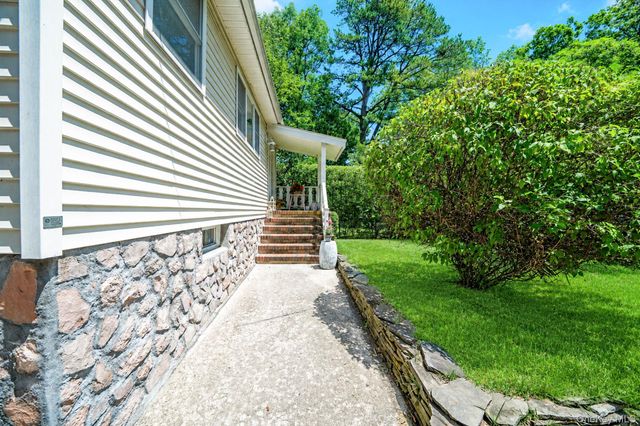 104 21st Street, Wading River, NY 11792