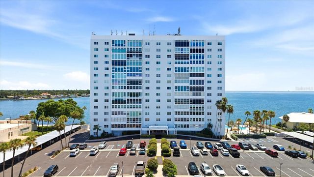 7200 SUNSHINE SKYWAY LANE S 6G, St Petersburg, FL 33711