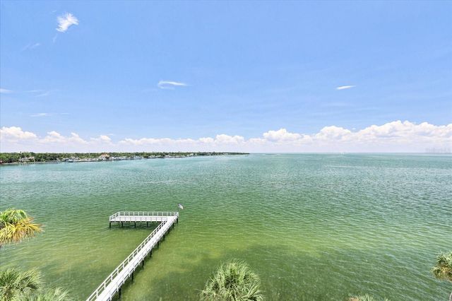 7200 SUNSHINE SKYWAY LANE S 6G, St Petersburg, FL 33711