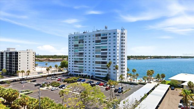 7200 SUNSHINE SKYWAY LANE S 6G, St Petersburg, FL 33711