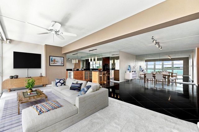 7200 SUNSHINE SKYWAY LANE S 6G, St Petersburg, FL 33711