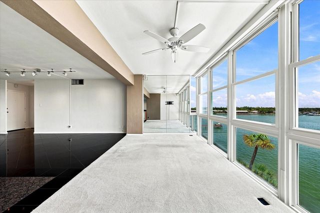 7200 SUNSHINE SKYWAY LANE S 6G, St Petersburg, FL 33711