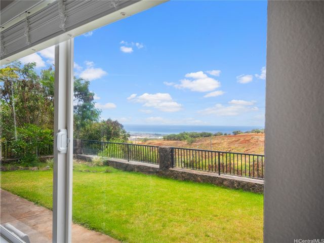 92-6044 Puapake Street, Kapolei, HI 96707