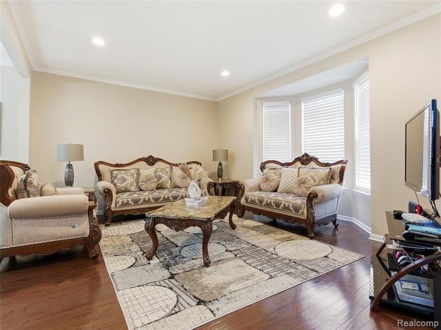 47450 Ellery Lane, Canton, MI 48187