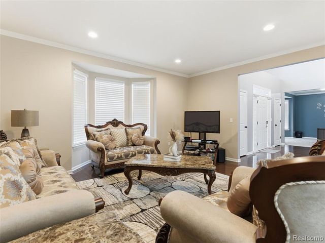 47450 Ellery Lane, Canton, MI 48187