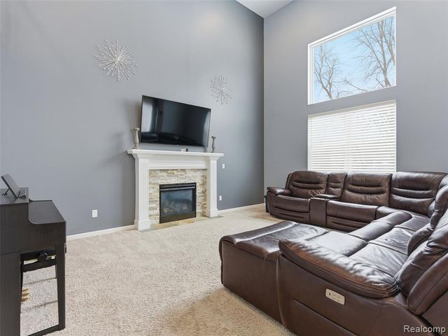 47450 Ellery Lane, Canton, MI 48187