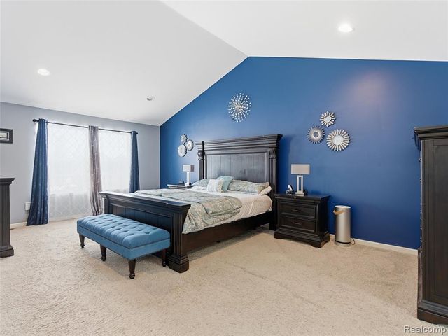 47450 Ellery Lane, Canton, MI 48187