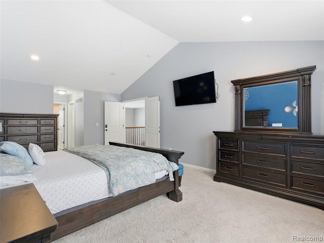 47450 Ellery Lane, Canton, MI 48187