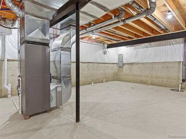 47450 Ellery Lane, Canton, MI 48187