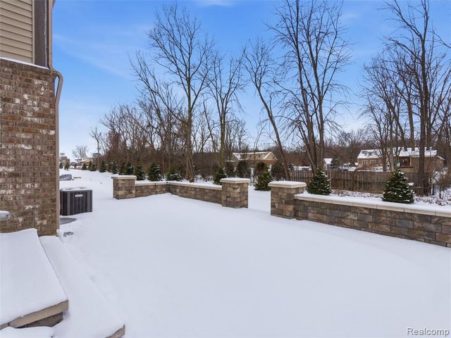 47450 Ellery Lane, Canton, MI 48187