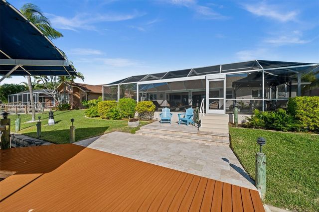 626 Cape Coral PKWY W, Cape Coral, FL 33914