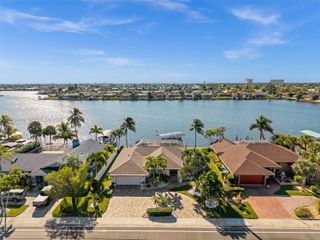 626 Cape Coral PKWY W, Cape Coral, FL 33914