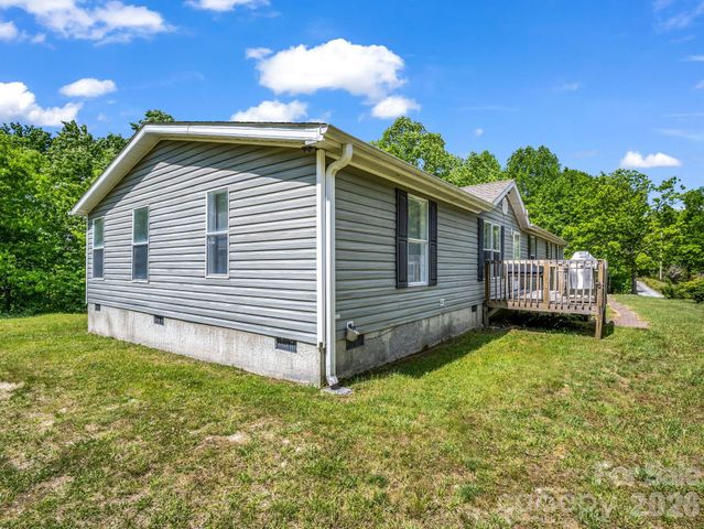 2053 Nancy Mountain Road, Rosman, NC 28772
