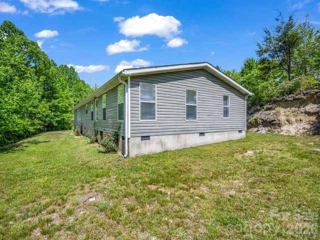 2053 Nancy Mountain Road, Rosman, NC 28772