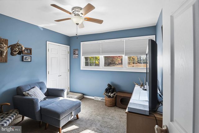 62 EAST END AVE, Carneys Point, NJ 08069