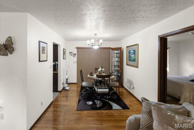 46 Belle Crest Drive, Belleville, IL 62221