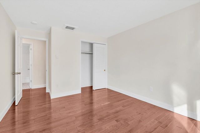 42 Old Colony Way APT 14, Orleans, MA 02653