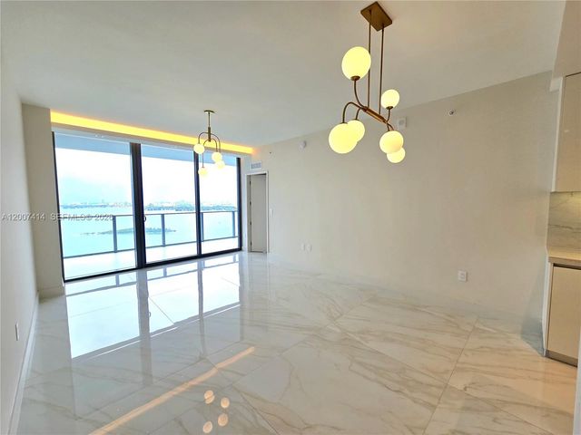 700 NE 24 Street 3104, Miami, FL 33137
