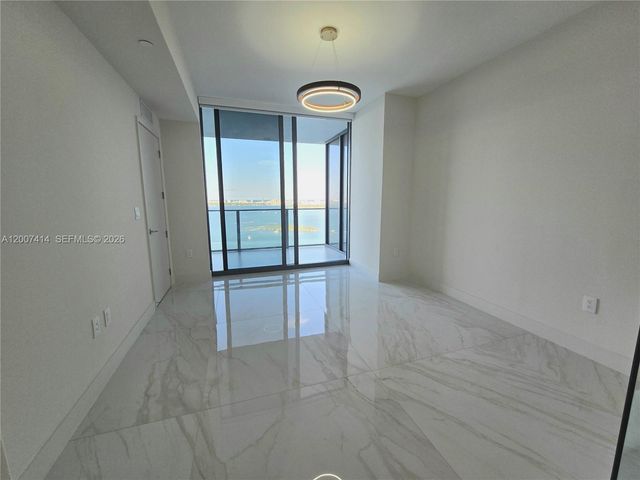 700 NE 24 Street 3104, Miami, FL 33137