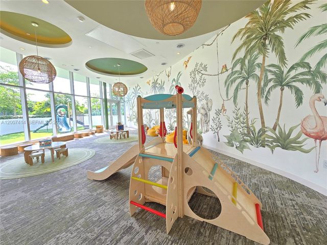 700 NE 24 Street 3104, Miami, FL 33137