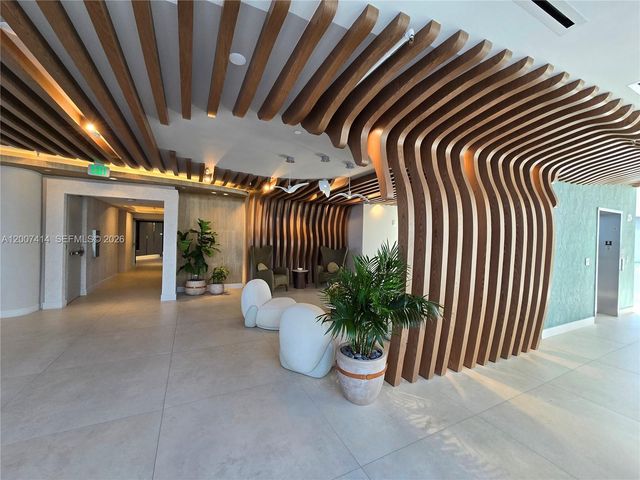 700 NE 24 Street 3104, Miami, FL 33137