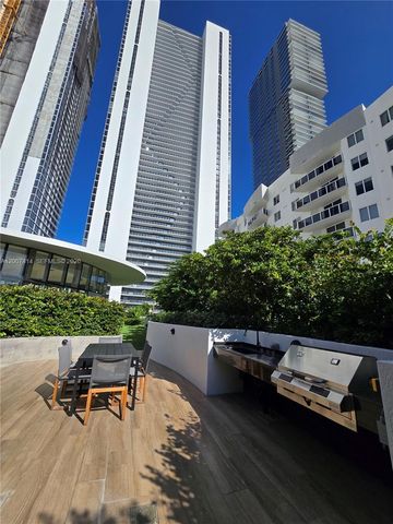 700 NE 24 Street 3104, Miami, FL 33137