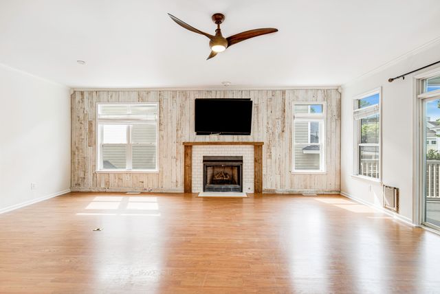 819 Harbor Place Drive, Charleston, SC 29412
