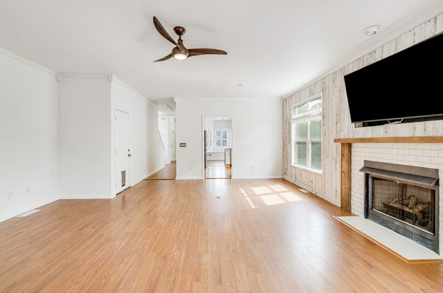 819 Harbor Place Drive, Charleston, SC 29412