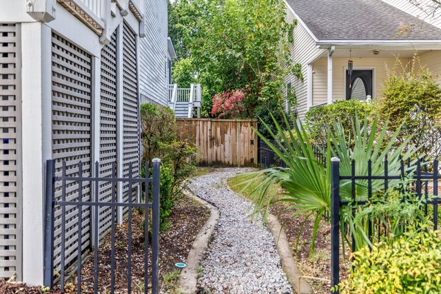819 Harbor Place Drive, Charleston, SC 29412