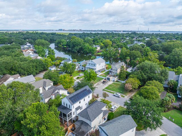 819 Harbor Place Drive, Charleston, SC 29412